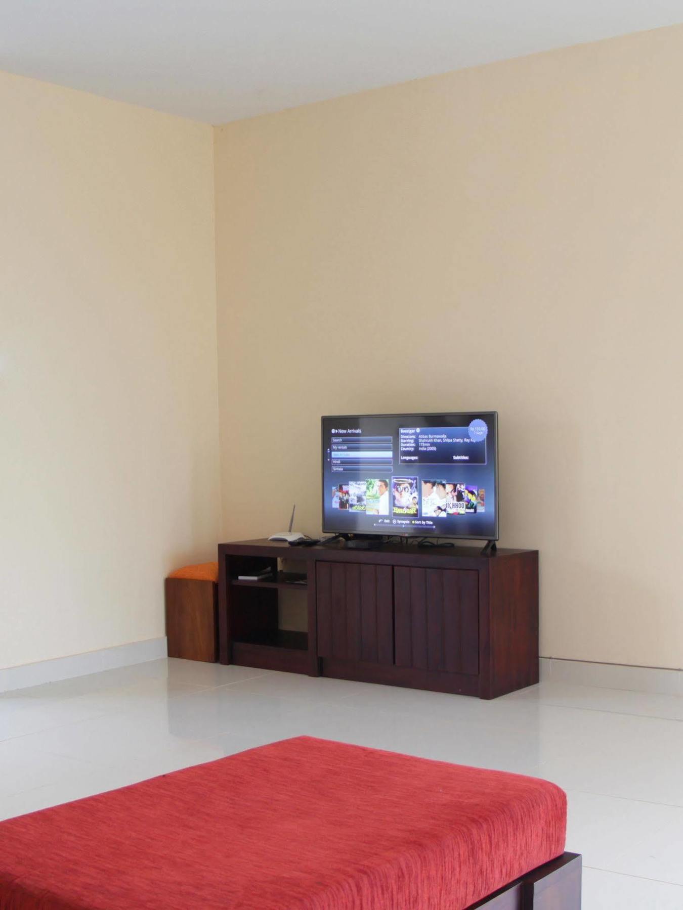 Airport Villa Katunayake Exterior photo